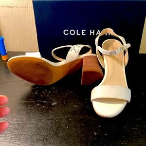Cole Haan Josie block heel. Cream/ off white with blue python print strap.